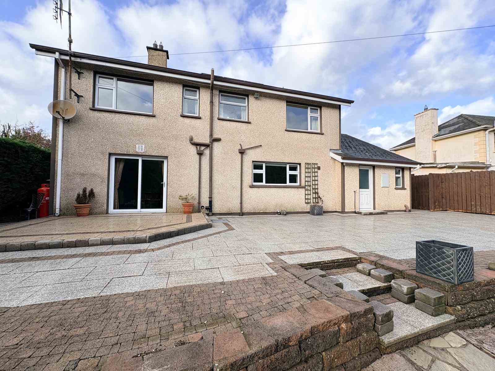 park road monaghan, Monaghan